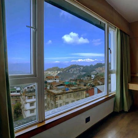 Summit Montana Suites & Spa At Mall Darjeeling  Ngoại thất bức ảnh