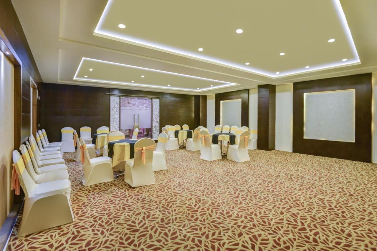 Summit Montana Suites & Spa At Mall Darjeeling  Ngoại thất bức ảnh