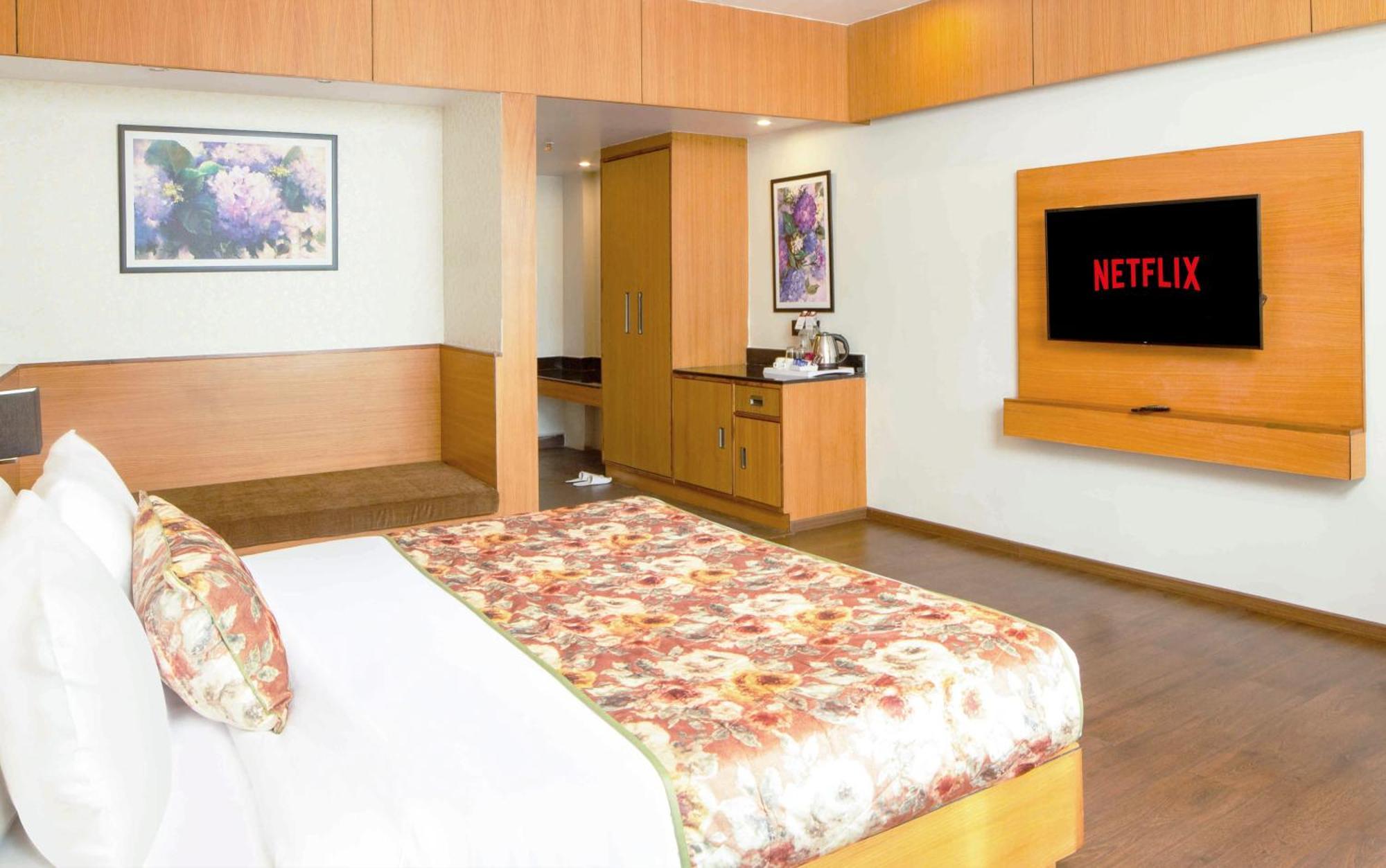 Summit Montana Suites & Spa At Mall Darjeeling  Ngoại thất bức ảnh