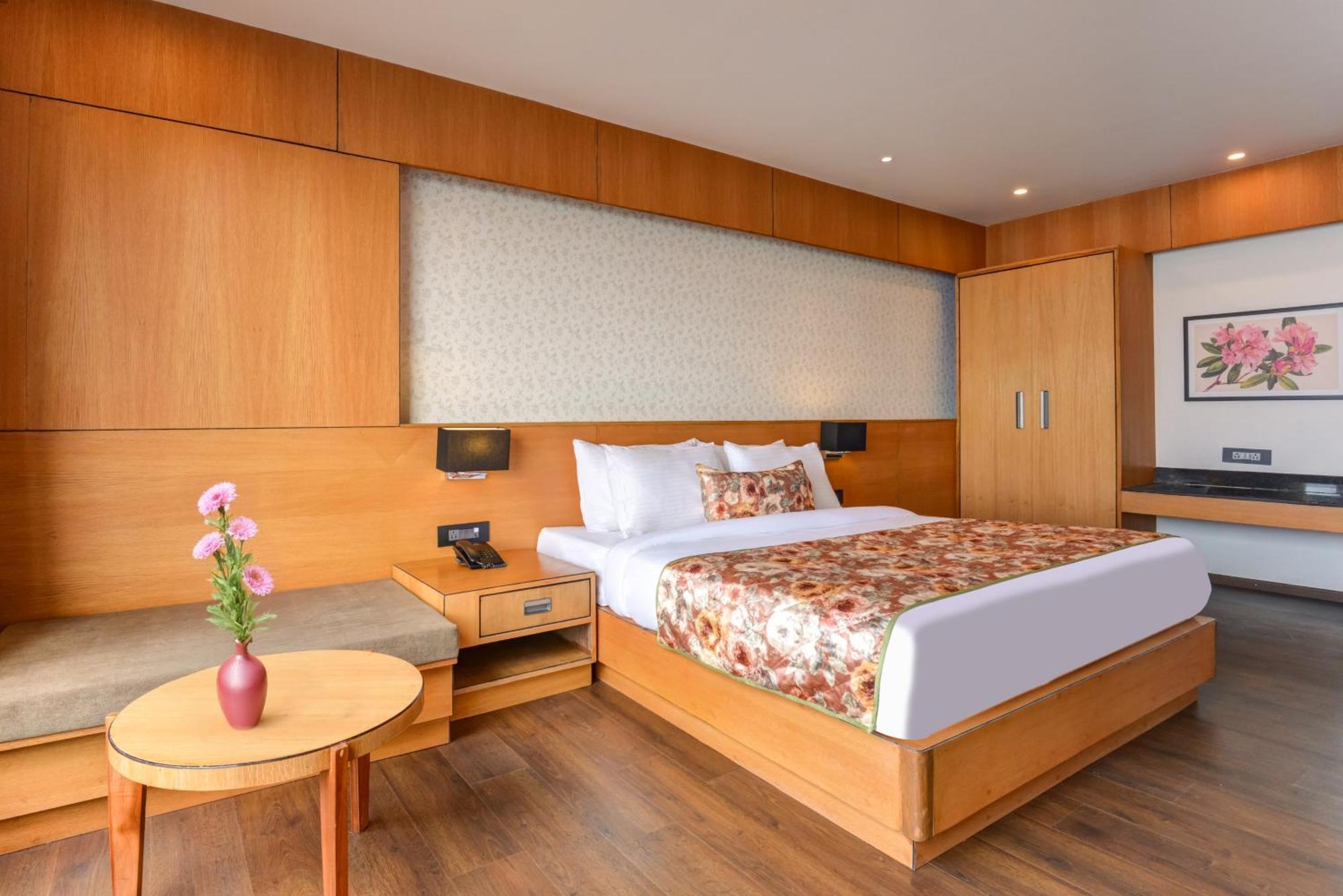 Summit Montana Suites & Spa At Mall Darjeeling  Ngoại thất bức ảnh
