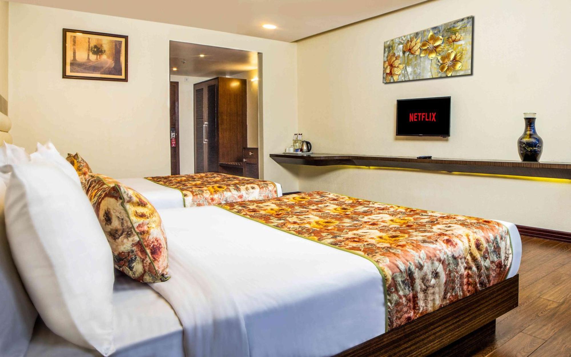Summit Montana Suites & Spa At Mall Darjeeling  Ngoại thất bức ảnh